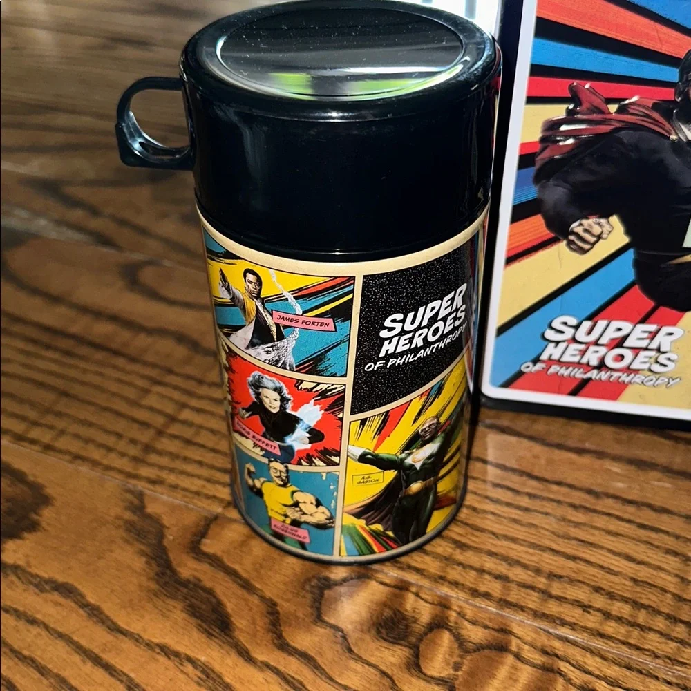 Super Heroes of Philanthropy Metal Lunchbox and Thermos Set - Multicolor